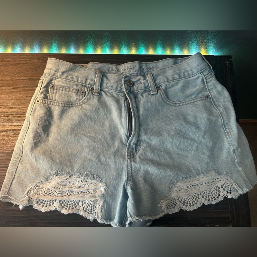 American Eagle Mom shorts